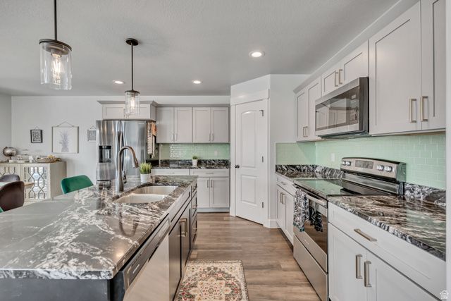 1577 W QUAILHILL RD, Saratoga Springs, UT 84045