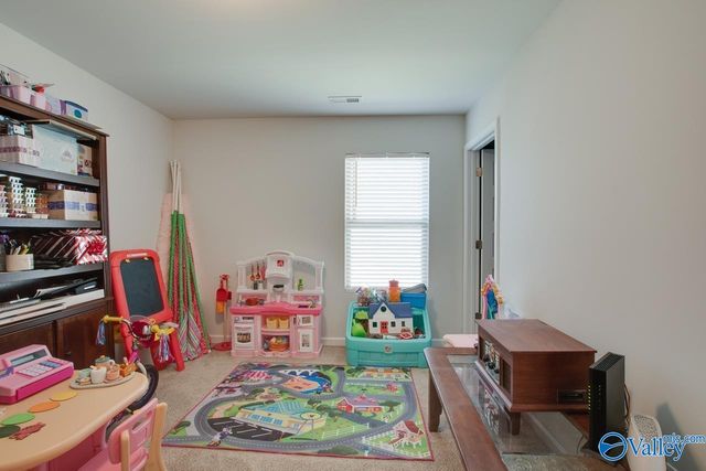 126 Winstead Circle, Owens Cross Roads, AL 35763