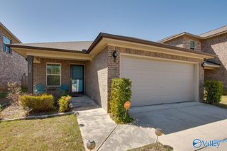 126 Winstead Circle, Owens Cross Roads, AL 35763