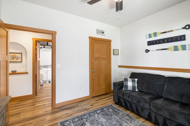 1505 La Crescent STREET, La Crosse, WI 54603