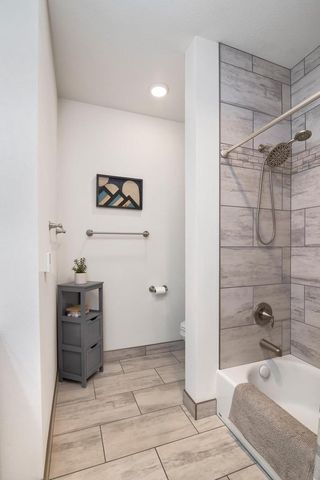 1505 La Crescent STREET, La Crosse, WI 54603