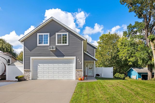 1505 La Crescent STREET, La Crosse, WI 54603