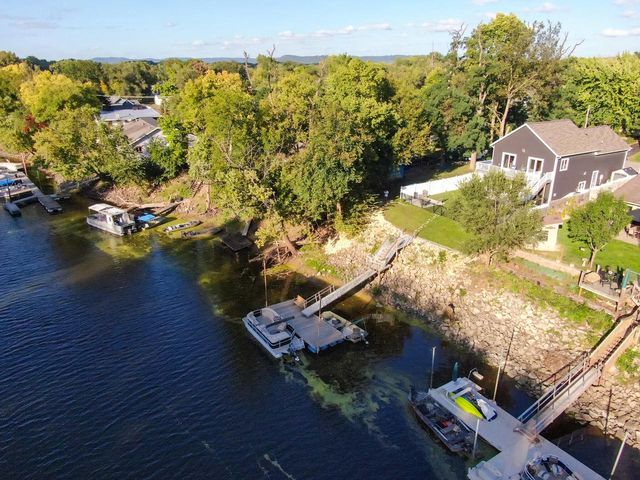 1505 La Crescent STREET, La Crosse, WI 54603