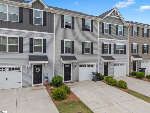 225 Coldwater Creek Court, Simpsonville, SC 29680