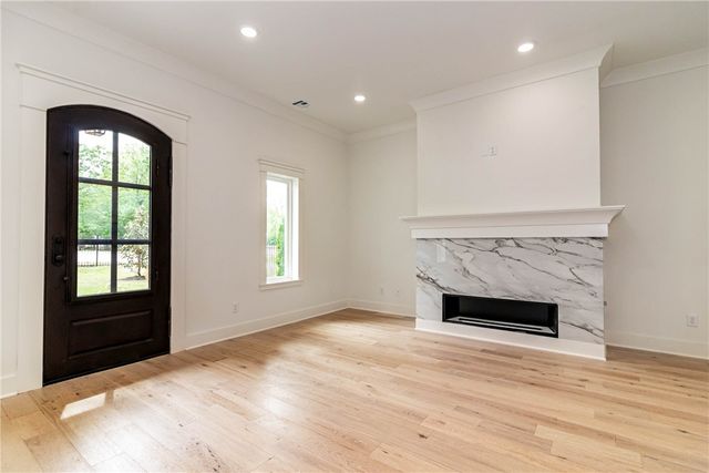 1615 N Garland Avenue, Fayetteville, AR 72703