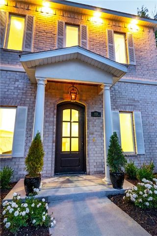 1615 N Garland Avenue, Fayetteville, AR 72703