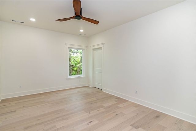 1615 N Garland Avenue, Fayetteville, AR 72703