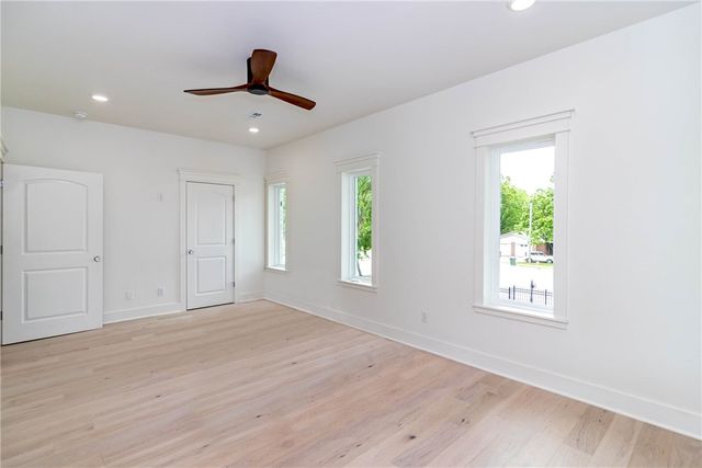 1615 N Garland Avenue, Fayetteville, AR 72703