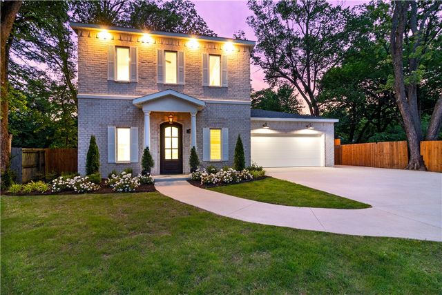 1615 N Garland Avenue, Fayetteville, AR 72703