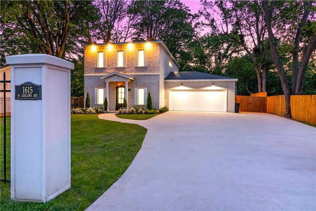1615 N Garland Avenue, Fayetteville, AR 72703
