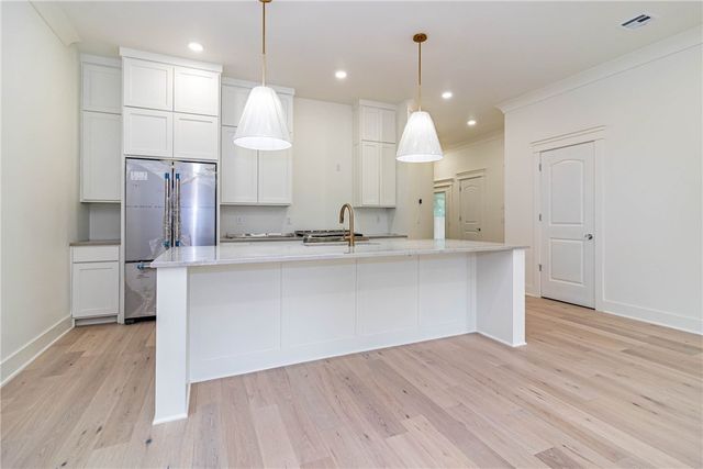 1615 N Garland Avenue, Fayetteville, AR 72703