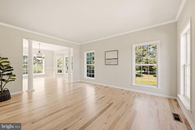 163 WHEAT FIELD TER, Harpers Ferry, WV 25425