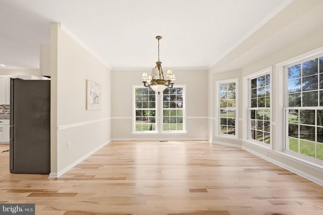 163 WHEAT FIELD TER, Harpers Ferry, WV 25425