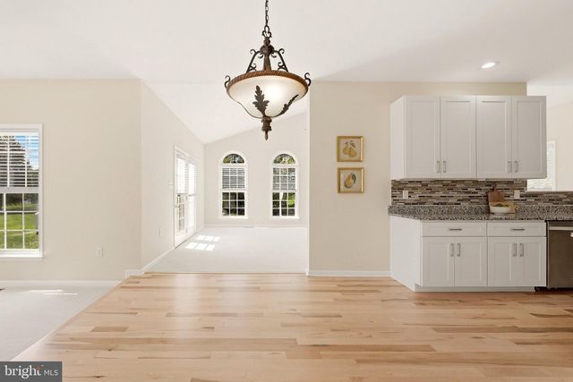 163 WHEAT FIELD TER, Harpers Ferry, WV 25425