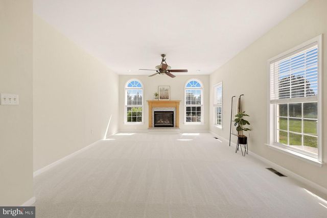 163 WHEAT FIELD TER, Harpers Ferry, WV 25425