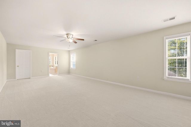 163 WHEAT FIELD TER, Harpers Ferry, WV 25425
