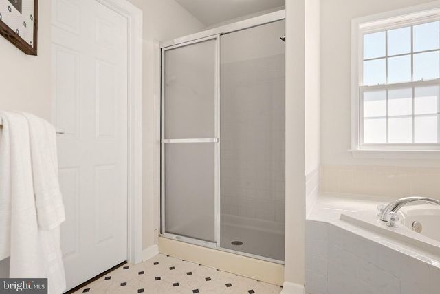 163 WHEAT FIELD TER, Harpers Ferry, WV 25425