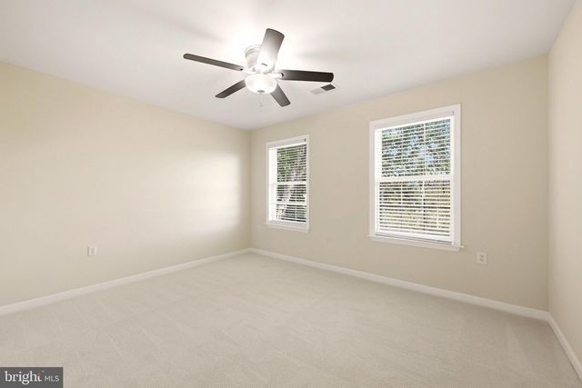 163 WHEAT FIELD TER, Harpers Ferry, WV 25425