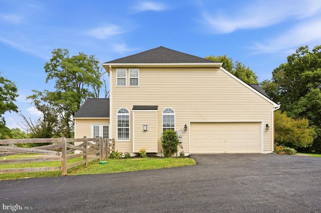 163 WHEAT FIELD TER, Harpers Ferry, WV 25425