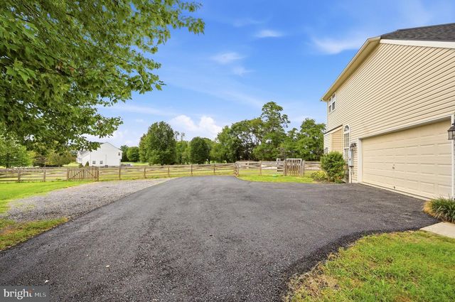 163 WHEAT FIELD TER, Harpers Ferry, WV 25425