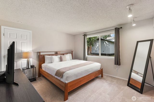 315 124th Place NE, Bellevue, WA 98005