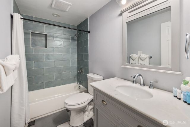 315 124th Place NE, Bellevue, WA 98005