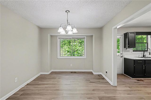 2271 Chestnut Place, Lithia Springs, GA 30122