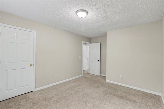 2271 Chestnut Place, Lithia Springs, GA 30122