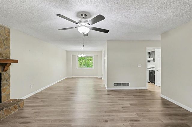 2271 Chestnut Place, Lithia Springs, GA 30122