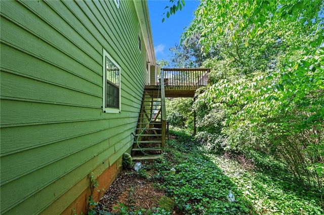 2271 Chestnut Place, Lithia Springs, GA 30122