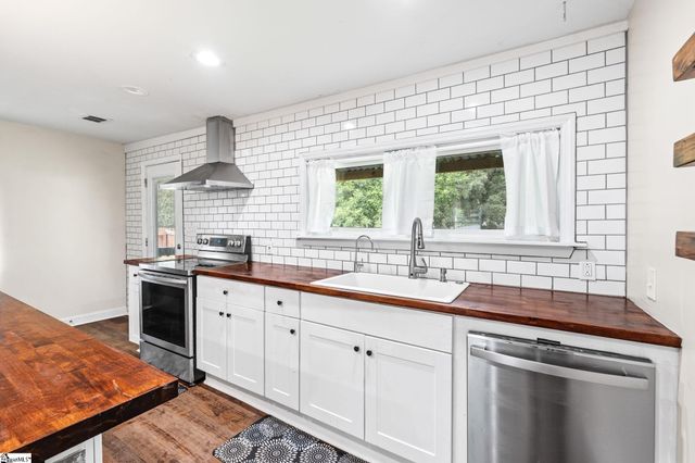 2920 Chambers Road, Anderson, SC 29626