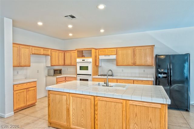 1539 Laguna Palms Avenue, North Las Vegas, NV 89031