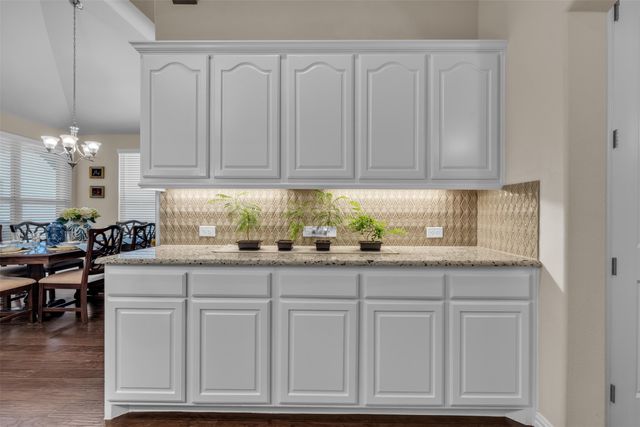 2704 Esplanade Boulevard 2704, Mansfield, TX 76063
