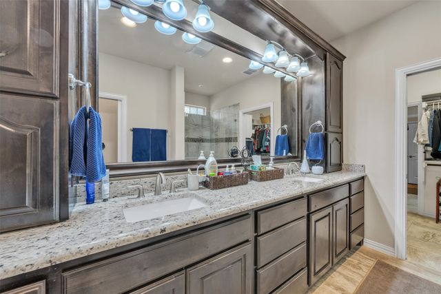 2704 Esplanade Boulevard 2704, Mansfield, TX 76063