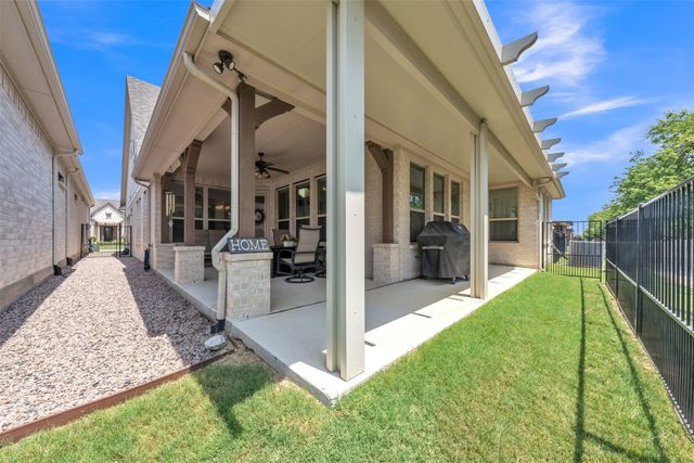 2704 Esplanade Boulevard 2704, Mansfield, TX 76063