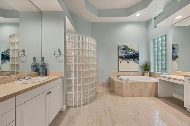 3617 FAIR OAKS PLACE, Longboat Key, FL 34228