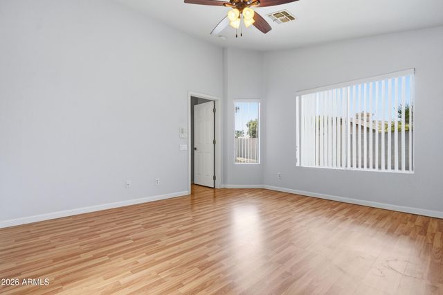 3407 E WAHALLA Lane, Phoenix, AZ 85050