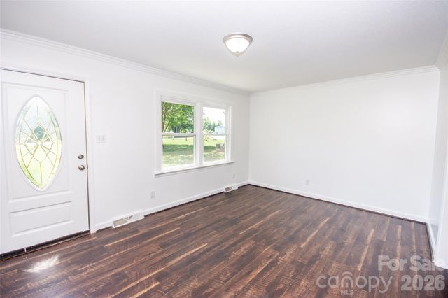 125 Linda Drive, Harmony, NC 28634