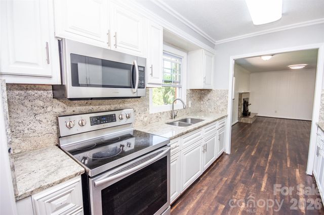 125 Linda Drive, Harmony, NC 28634