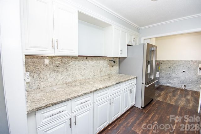 125 Linda Drive, Harmony, NC 28634