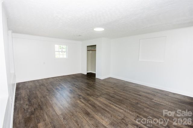 125 Linda Drive, Harmony, NC 28634
