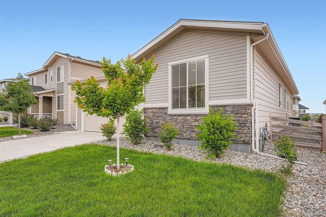 22052 E Stanford Circle, Aurora, CO 80015
