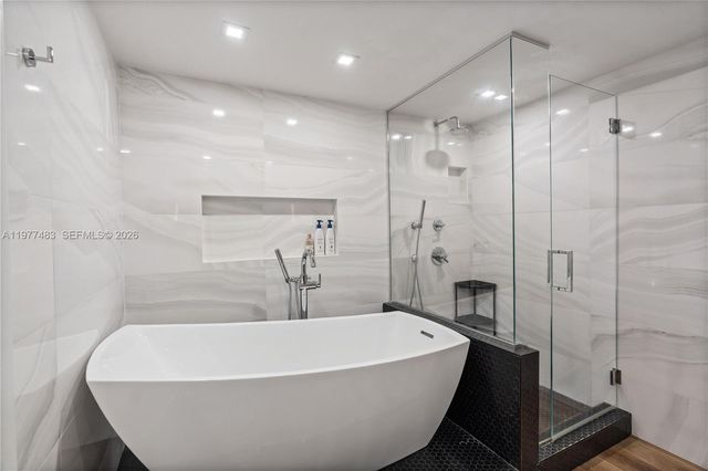 2451 Brickell Ave 21D, Miami, FL 33129