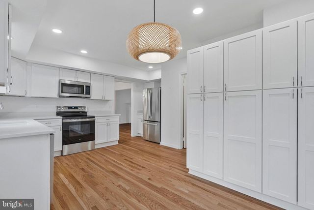 6831 FAIRWAY DR, Mclean, VA 22101