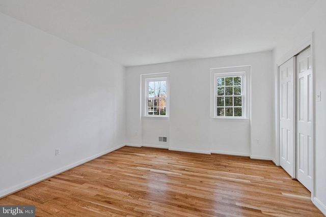 6831 FAIRWAY DR, Mclean, VA 22101