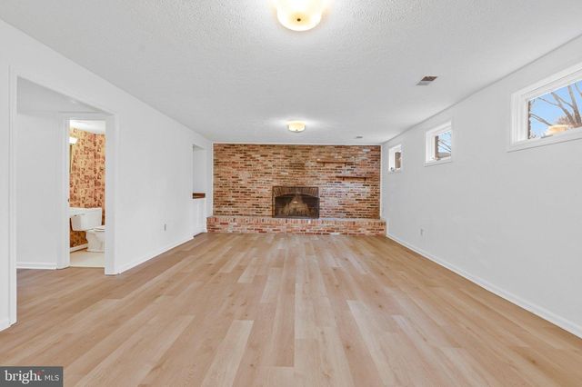 6831 FAIRWAY DR, Mclean, VA 22101