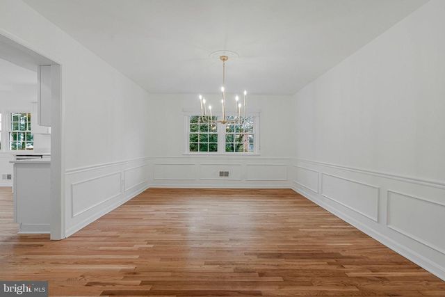 6831 FAIRWAY DR, Mclean, VA 22101