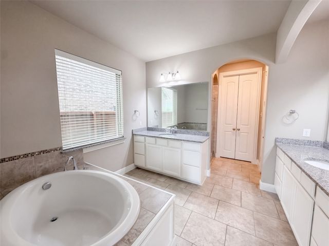11224 Dusty Trail Court, Flower Mound, TX 76262