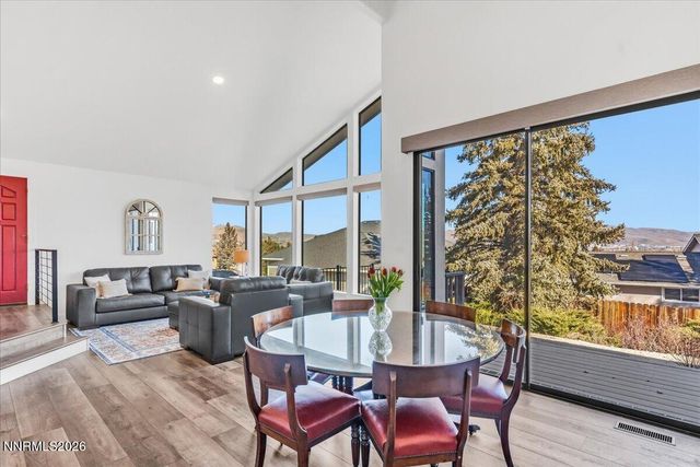 1243 Sharrow Way, Carson City, NV 89703