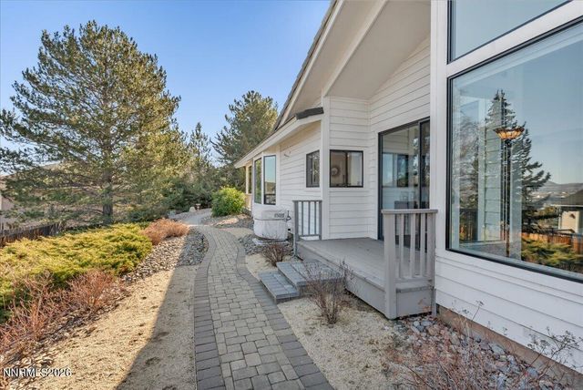 1243 Sharrow Way, Carson City, NV 89703